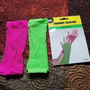Fish net gloves